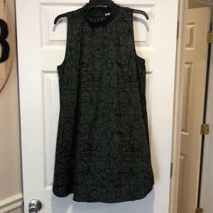 Shift dress, 3 button back closure
